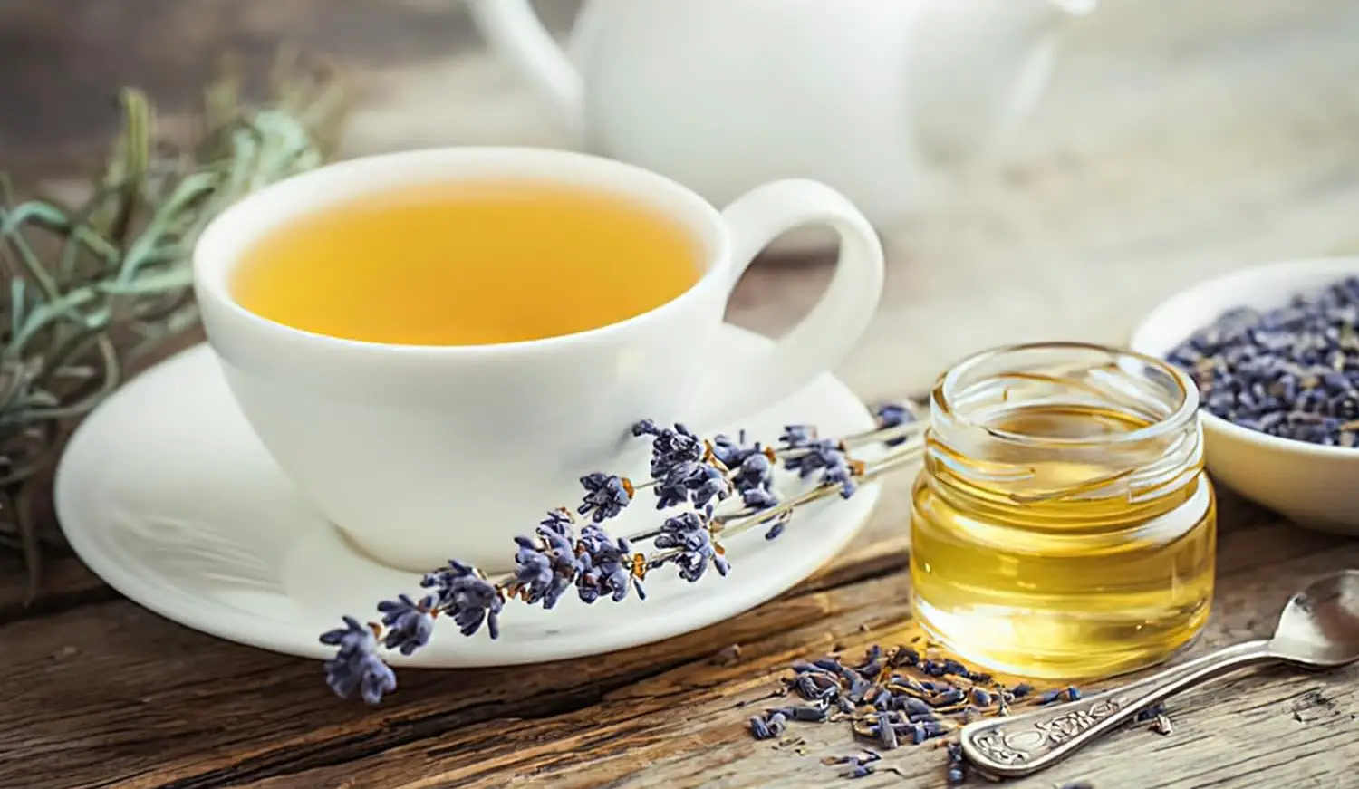 Night Time Herbal Tea: Tired of Counting Sheep? Fall Asleep Instantly With These Teas
